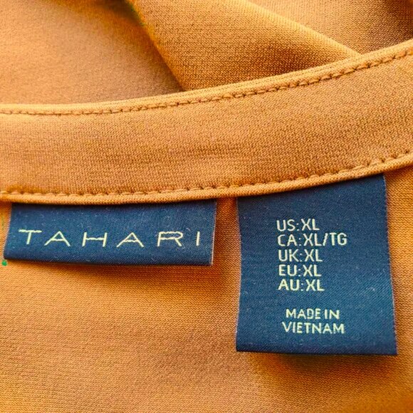TAHARI SZ XL Faux Wrap Womens Top Camel Brown Short Sleeve V-neck Stretch Blouse - Picture 6 of 6
